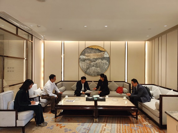 刘君赴广东会见香港邮政交流学习团并调...